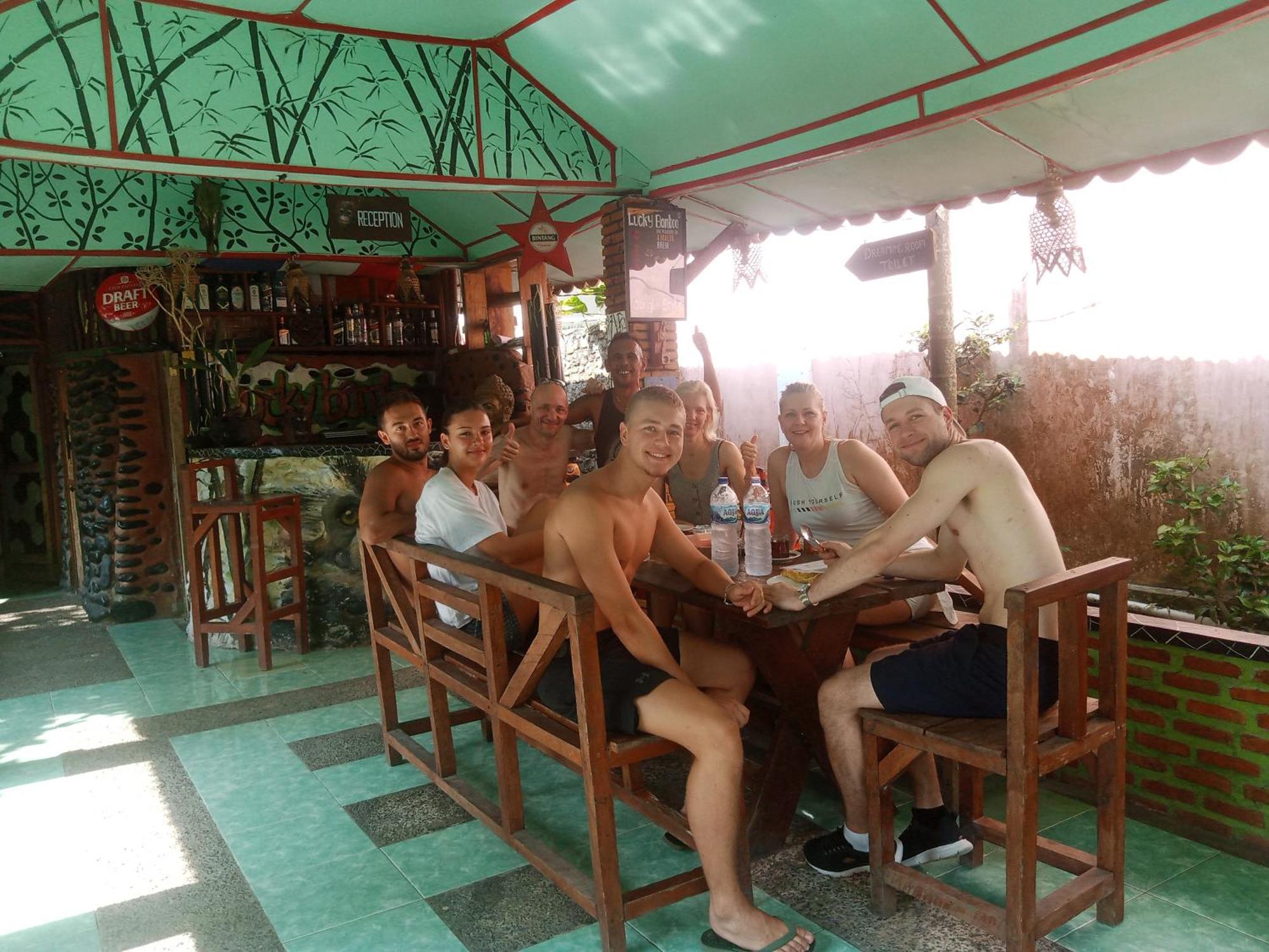 Lucky Bamboo'Bungalows-Resto And Orangutan Jungle Trekking Tours Bukit Lawang Exterior foto